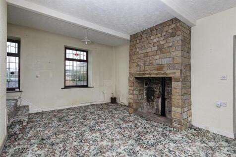Bramleys Estate Agents - Leeds Road - Mirfield (9)