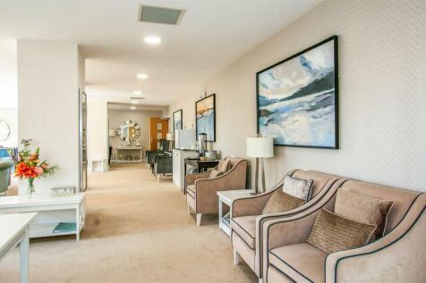 Communal Sitting Area.jpg