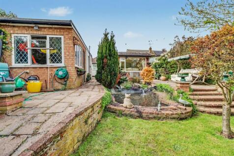 10 HIGHCLIFFE ROAD-14.jpg