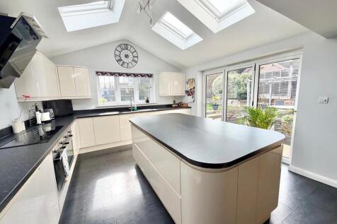 54312926-aa2b-4fc...