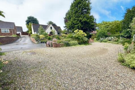 'in and out' driveway