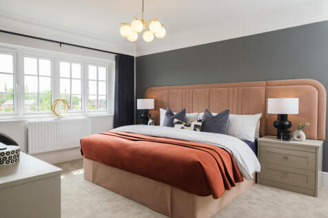 The Sunningdale - Main Bedroom