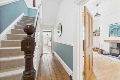 CAM02089G0-PR0541...