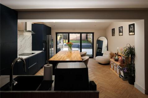 Kitchen Day Room