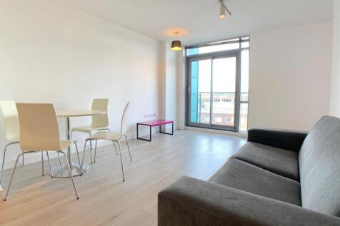 Spacious 5th floor studio in popular Manor Mills. Open plan living, modern kitchen, double bedroom with wardrobes, stylish bathroom, large windows, great city access.