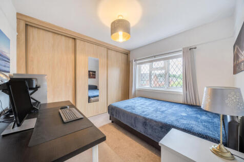 1347618-15-68b586...