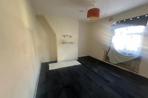 WhatsApp Image 2025-11-17 at 16.16.40 (8).jpeg