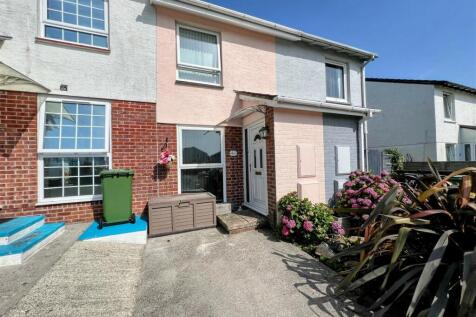 NEAL CLOSE, PLYMPTON, PLYMOUTH PL7 1YY