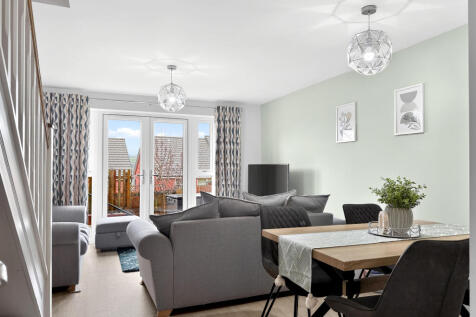 Sitting/Dining Room