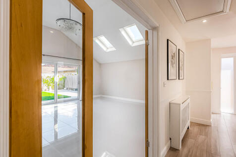 17 Orchard Way   ...