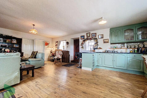 Granny Annex Open...