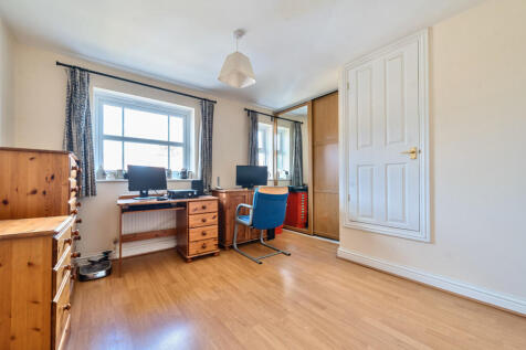 1313759-9-685980f...