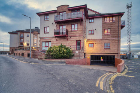 2 Bedroom Ground Floor Apartment