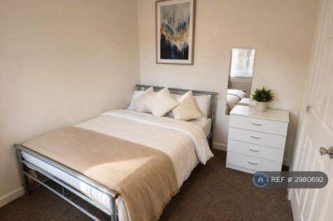 1 Bedroom House in M16 8GL