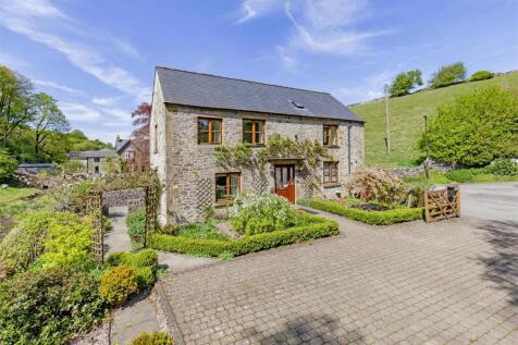 Front External-1.jpg