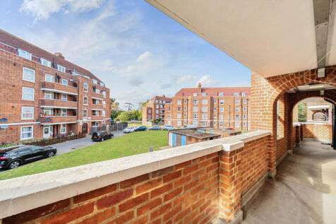 1346379-17-68b5ca...