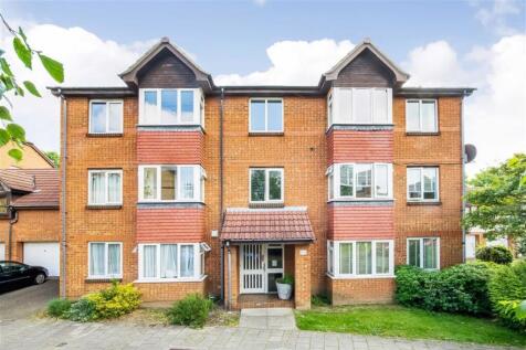 A purpose built two bedroom apartment situated in New Cross. The property comprises entrance hall, separate bathroom, two double bedrooms, both with wardrobes, and an open plan living/dining room with