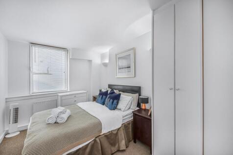 2 bed, 2 bath Flat in london - Photo 13