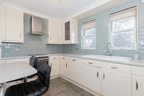 Queensborough Court_6.jpg