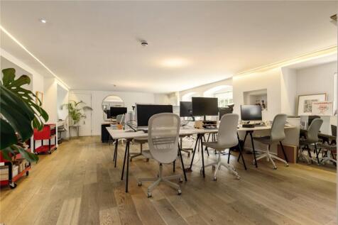 10 bed, 6 bath Detached in Edinburgh - Photo 41