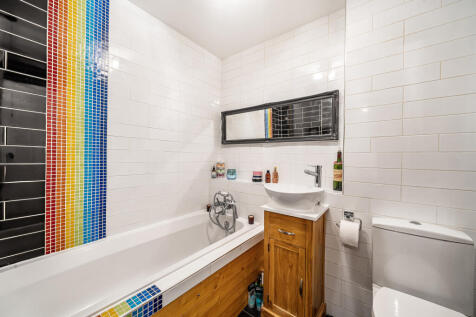 bathroom2