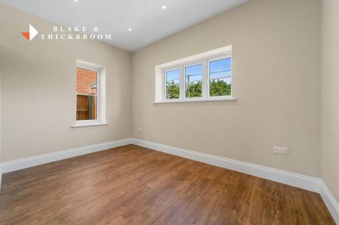 BEDROOM FOUR / STUDY