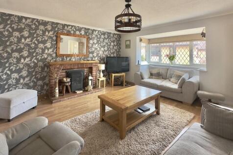 FullSizeRender (4...