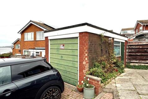 DETACHED SINGLE CAR GARAGE