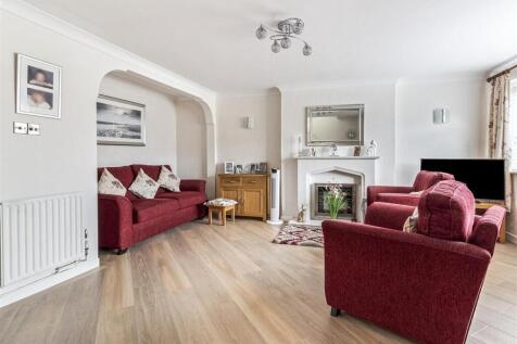 14 Crosby Close-001.JPG