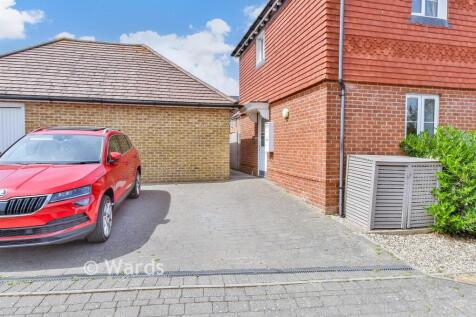 Driveway/Parking