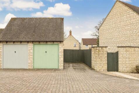 Garage - Parking Space.jpg