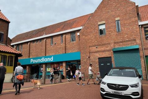 Retail Property (high street) to rent in whitby