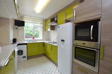 77 Constance Road kitchen.JPG