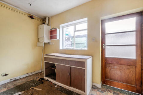 1316745-7-686e72b...