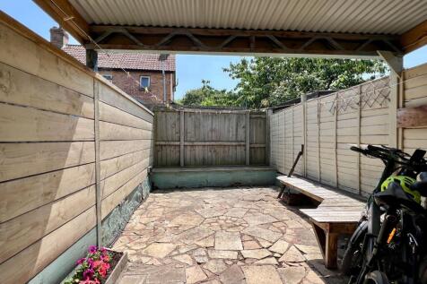 Enclosed patio