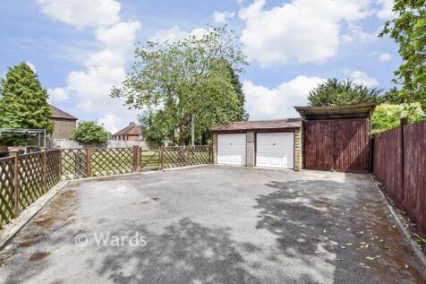 Driveway/Parking