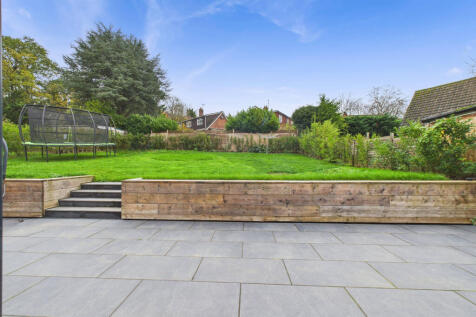 CAM01984G0-PR0530-STILL007