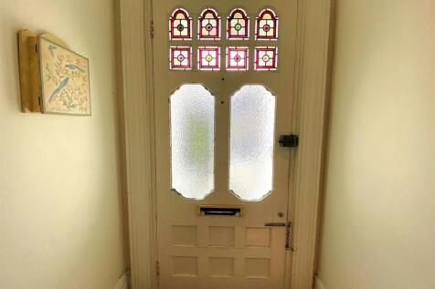 125 Dorset Rd- Door.jpg
