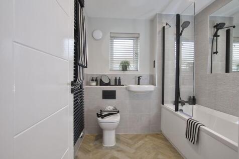 8 Crest Nicholson at Branston Locks The Hadleigh Internals Bathroom