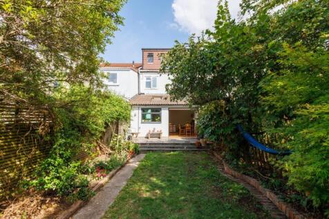 68 Carlyle Road-46.jpg
