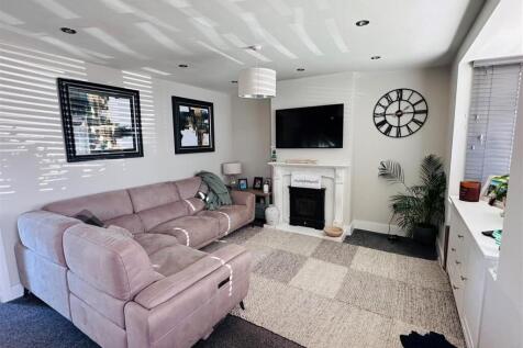 Lounge.jpg