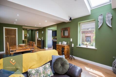 Open Plan Dining/Family Room