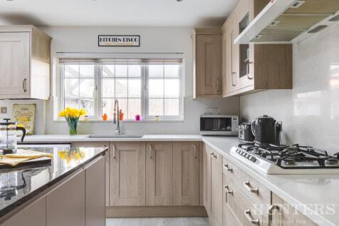 47 Brantwood Rd, London N17, UK-12.jpg