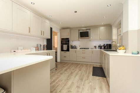 Kitchen/Dining/Fa...