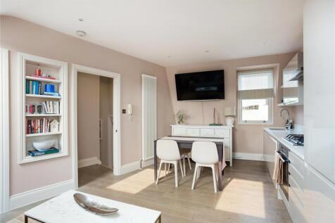 77276_Flat-3-121-Stephendale-Road-London (7).jpg