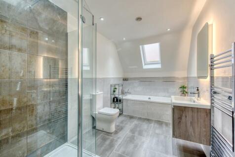 5a Ormes Lane-bathroom.jpg