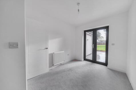 1383992-13-6925b6...