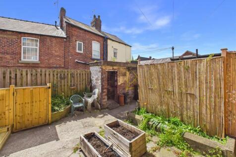 CAM05663G0-PR0157-STILL028.jpg