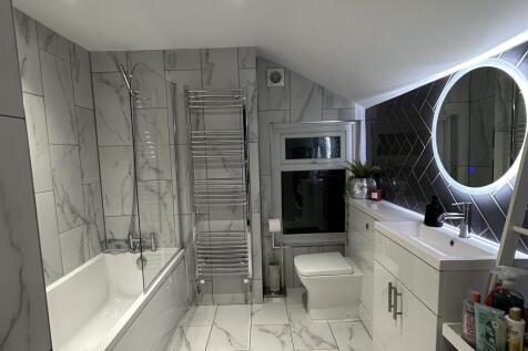 4 Bedroom Terraced in DE1 1LE