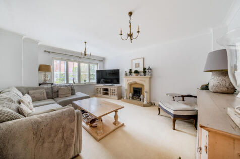 1386218-1-692d6d8...